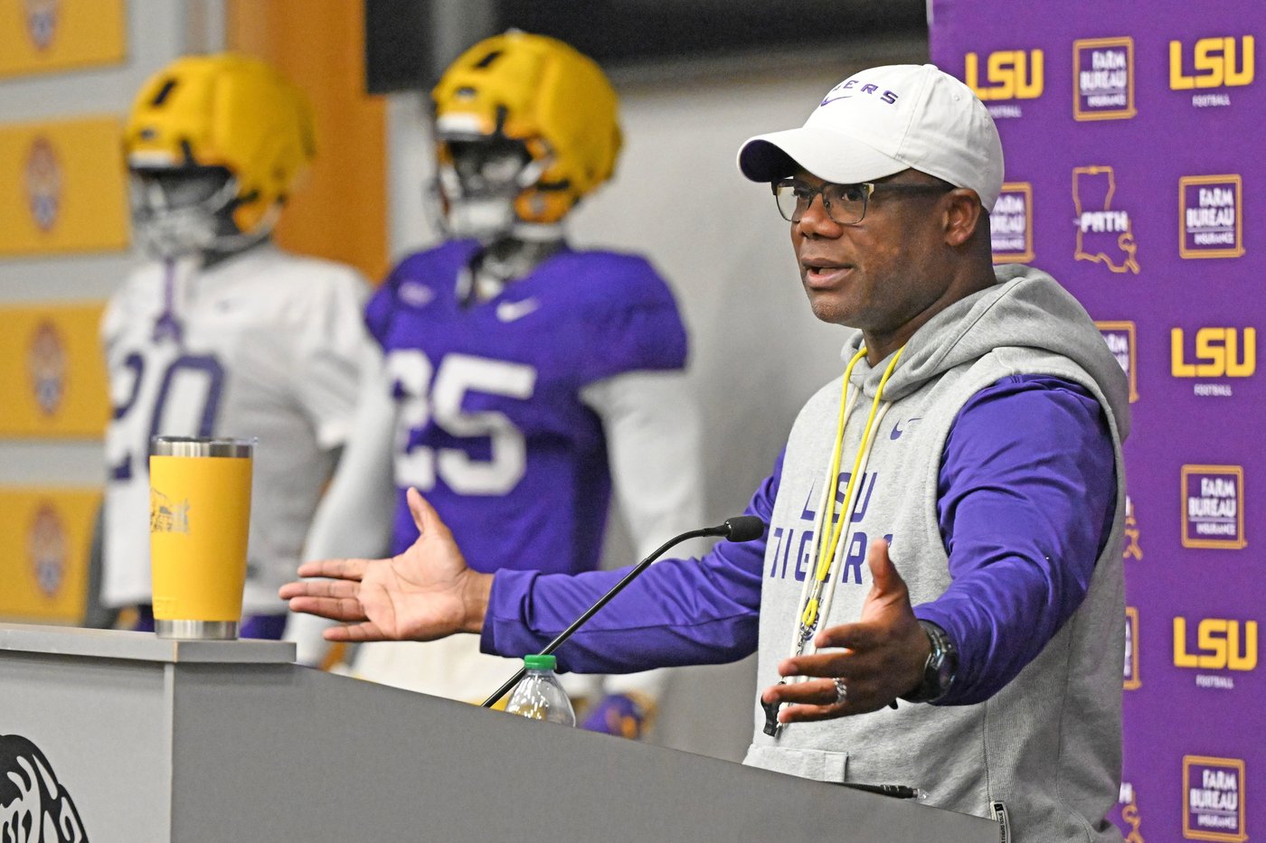 LSU interim coach Frank Wilson focused on 'this moment' in the wake of Brian Kelly's firing | iNFOnews.ca LSU interim coach Frank Wilson focused on 'this moment' in the wake of Brian Kelly's firing | iNFOnews.ca