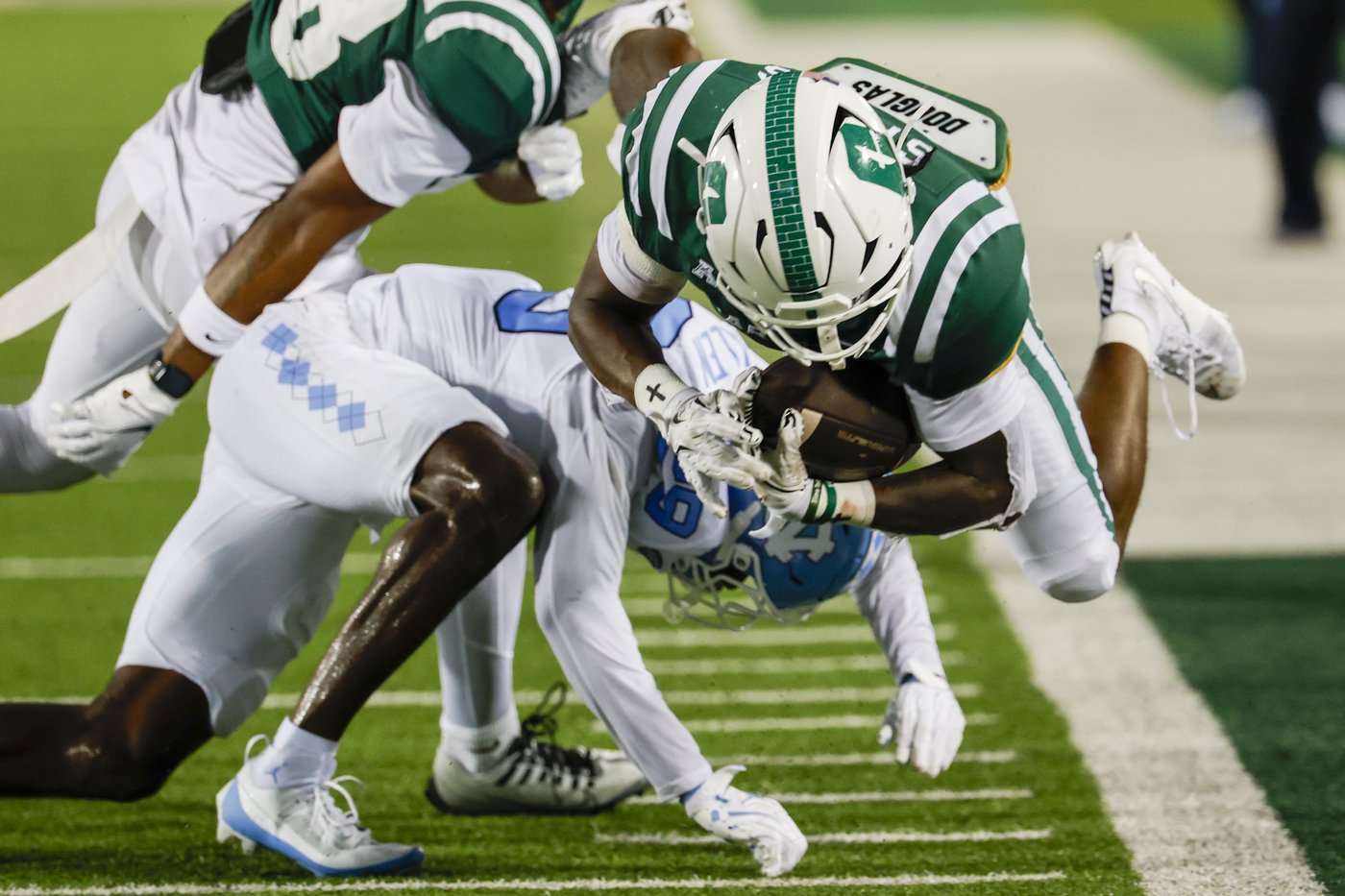 Bill Belichick earns first win as college head coach as North Carolina defeats Charlotte 20-3 | iNFOnews.ca Bill Belichick earns first win as college head coach as North Carolina defeats Charlotte 20-3 | iNFOnews.ca