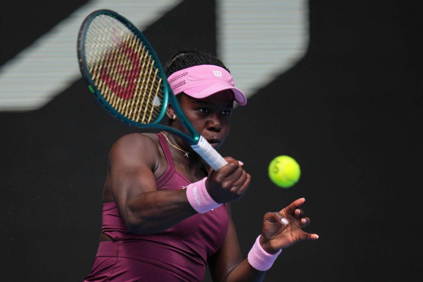 Canadian Vicky Mboko is a quick learner in defeat in Australia against No. 1 Sabalenka | iNFOnews.ca