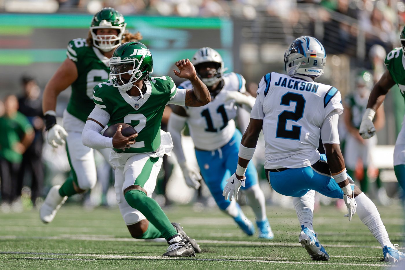 Jets bench Justin Fields for Tyrod Taylor in second half of loss to Panthers | iNFOnews.ca Jets bench Justin Fields for Tyrod Taylor in second half of loss to Panthers | iNFOnews.ca