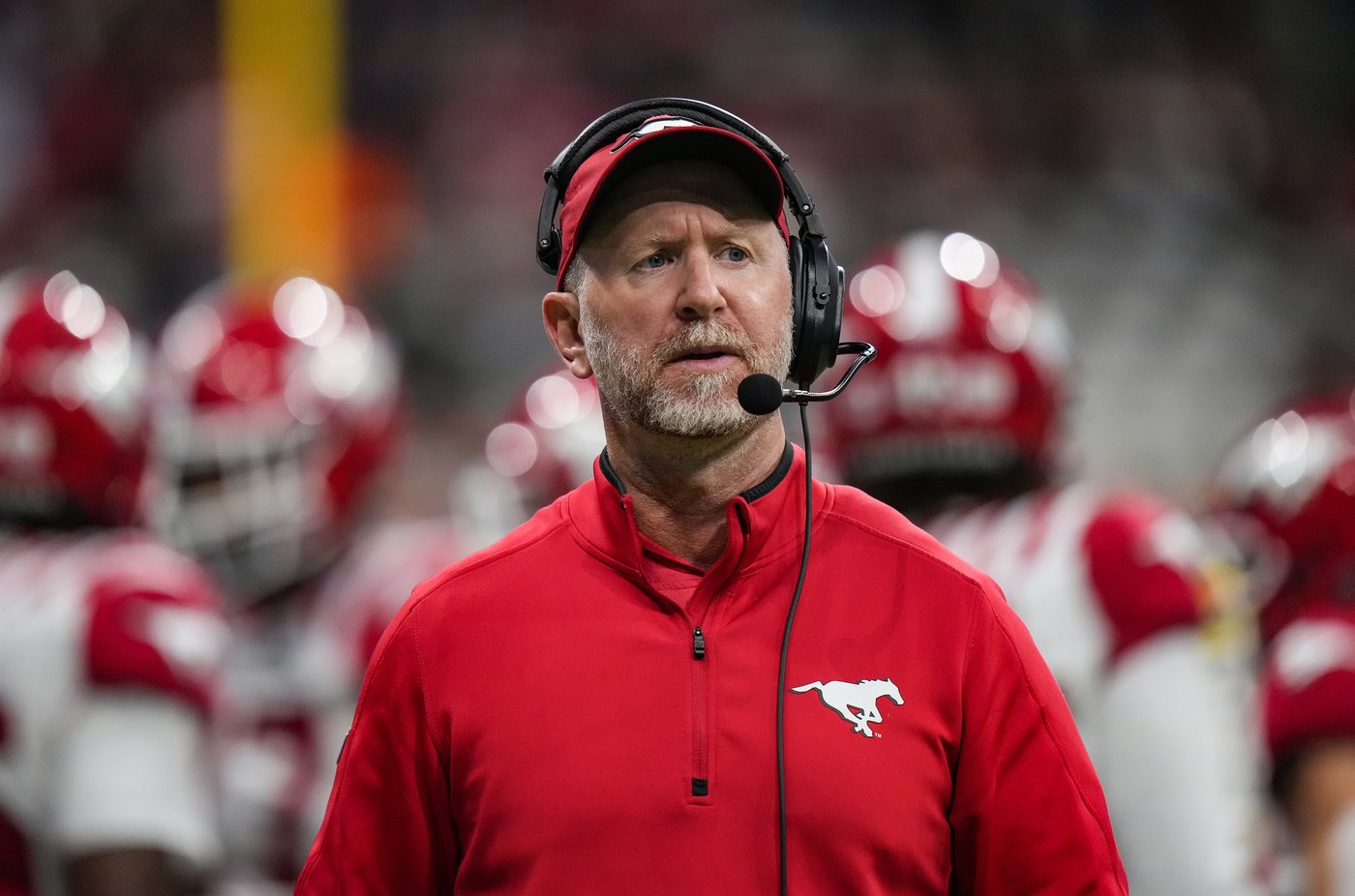 From teammates to opposing coaches: Dickenson, Pierce to clash in CFL playoffs | iNFOnews.ca From teammates to opposing coaches: Dickenson, Pierce to clash in CFL playoffs | iNFOnews.ca