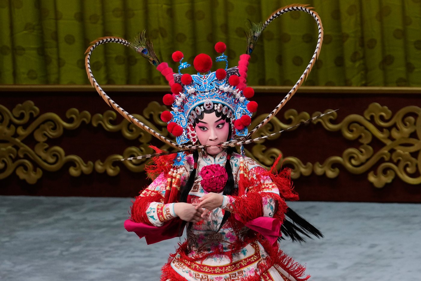 In a breakneck digital era, the ancient art of Peking opera works hard to keep flourishing | iNFOnews.ca