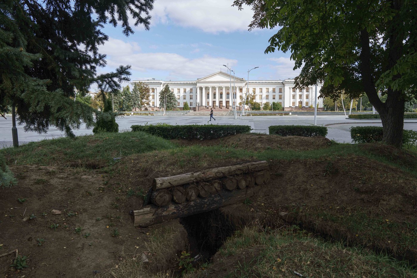 Despair and destruction: Civilians in Ukraine's eastern strongholds struggle as Russia advances | iNFOnews.ca Despair and destruction: Civilians in Ukraine's eastern strongholds struggle as Russia advances | iNFOnews.ca