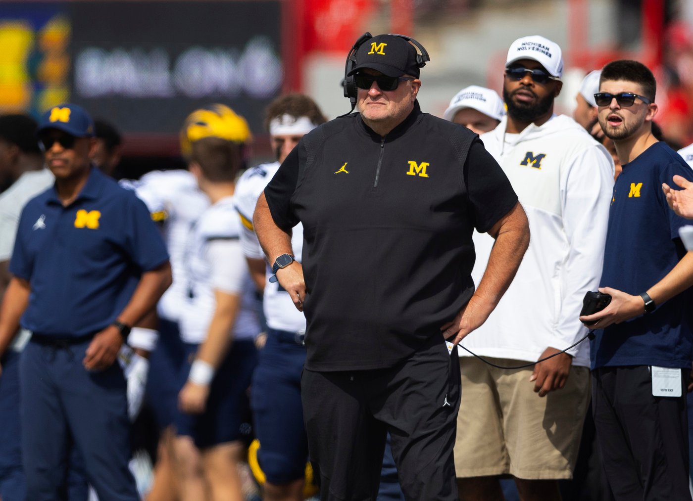 Michigan interim coach Biff Poggi wants to keep the job beyond bowl game and 'fix this program' | iNFOnews.ca