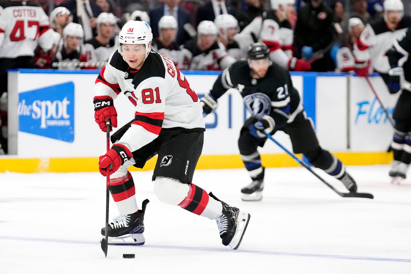 Connor Brown scores 2 goals as Devils beat Lightning 5-3 for 1st win | iNFOnews.ca