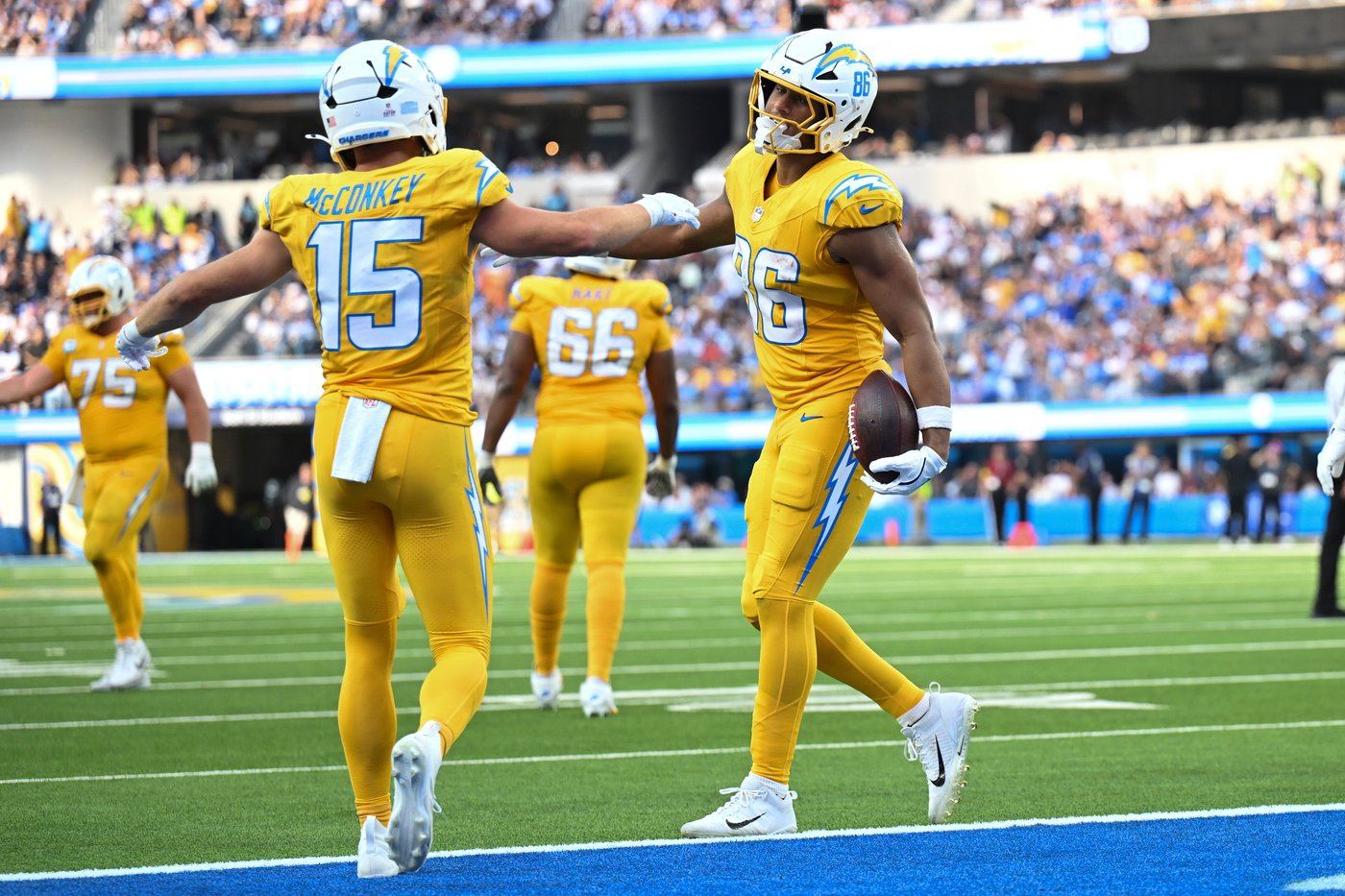Chargers face Vikings on short week after slipping out of AFC West lead with 3rd loss in 4 games | iNFOnews.ca Chargers face Vikings on short week after slipping out of AFC West lead with 3rd loss in 4 games | iNFOnews.ca