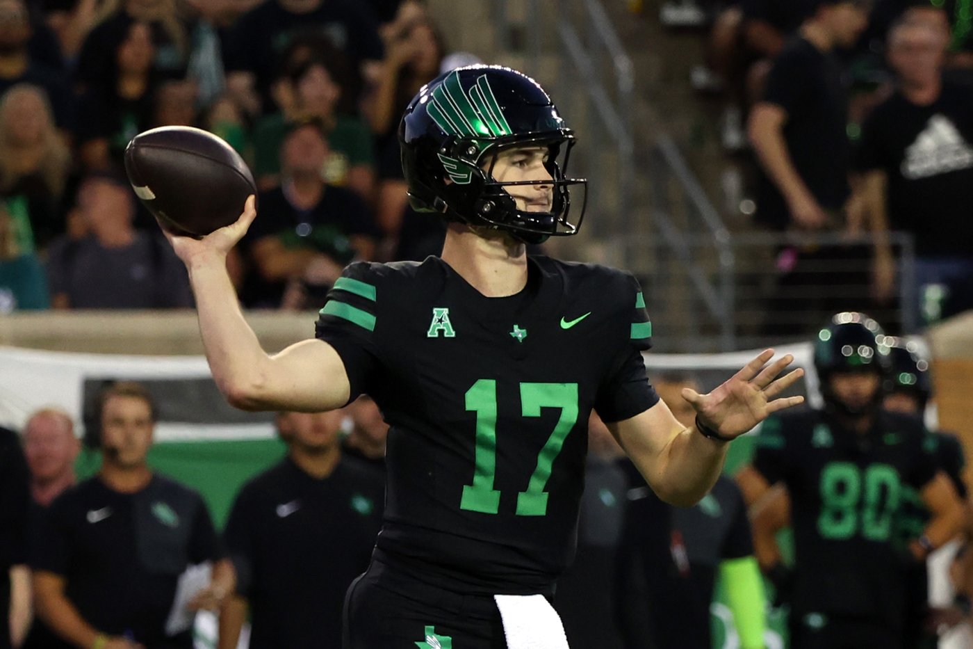 No. 24 South Florida scores 4 TDs in a 3 1/2-minute span and hands North Texas its 1st loss | iNFOnews.ca No. 24 South Florida scores 4 TDs in a 3 1/2-minute span and hands North Texas its 1st loss | iNFOnews.ca