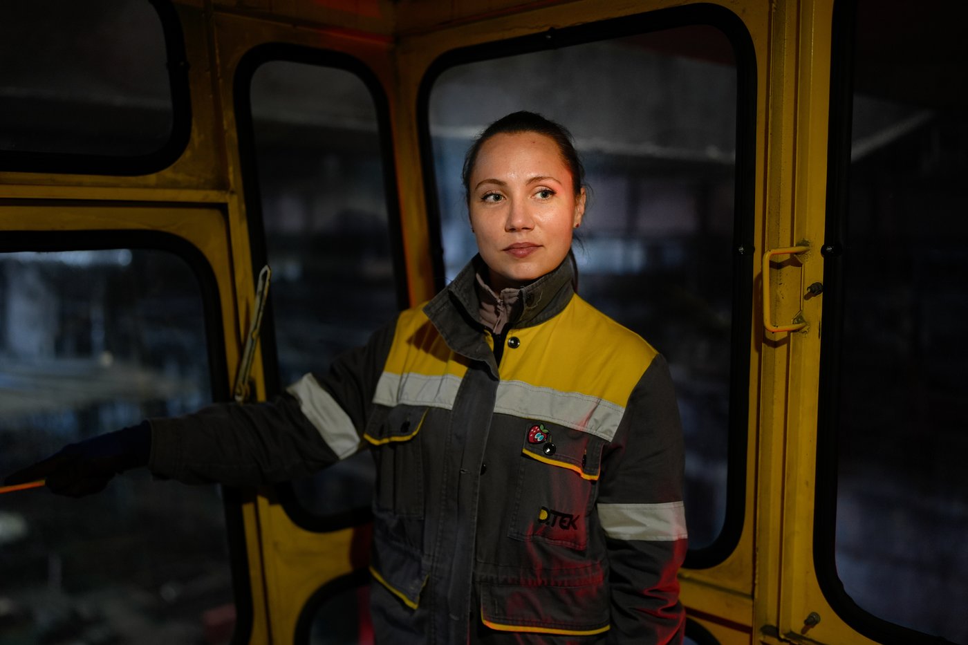 PHOTO ESSAY: Portraits of workers keeping Ukraine out of the dark | iNFOnews.ca