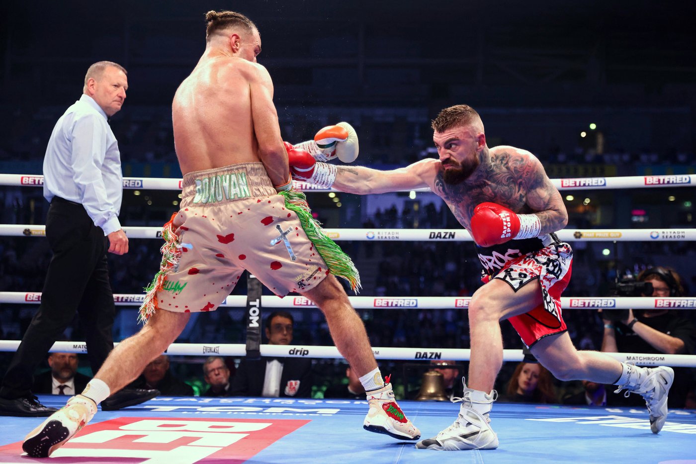 Lewis Crocker beats Paddy Donovan by split decision to become IBF world welterweight champion | iNFOnews.ca Lewis Crocker beats Paddy Donovan by split decision to become IBF world welterweight champion | iNFOnews.ca
