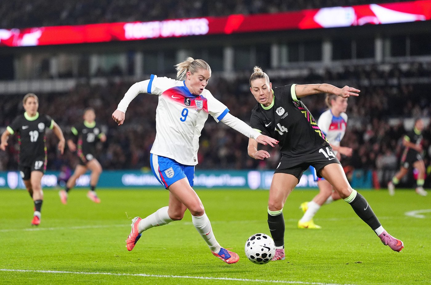 Six England players included on FIFPRO's Women's World 11 team | iNFOnews.ca Six England players included on FIFPRO's Women's World 11 team | iNFOnews.ca