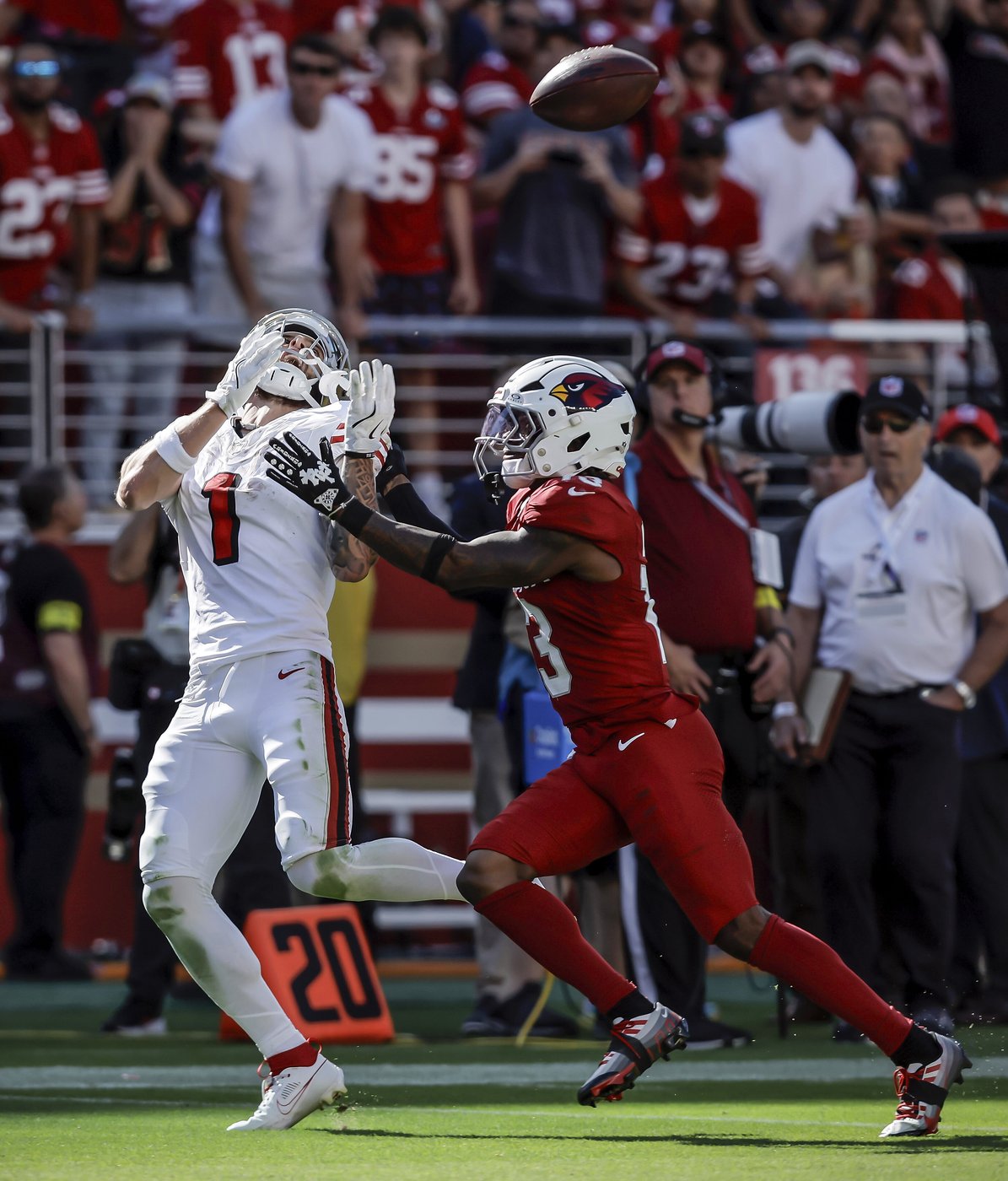 Unbeaten San Francisco 49ers face new challenge after Nick Bosa's season-ending injury | iNFOnews.ca