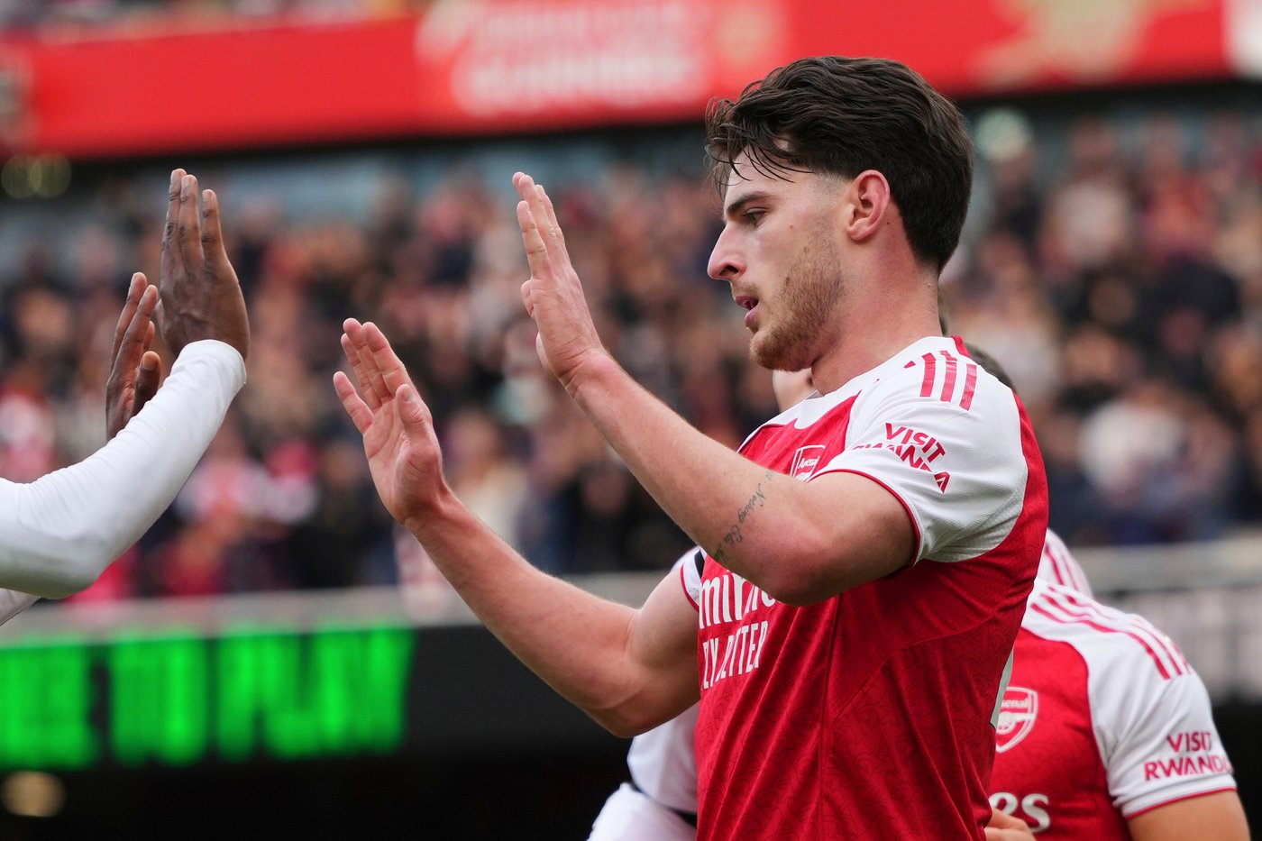 Man United wins and Arsenal moves to the top of the Premier League | iNFOnews.ca