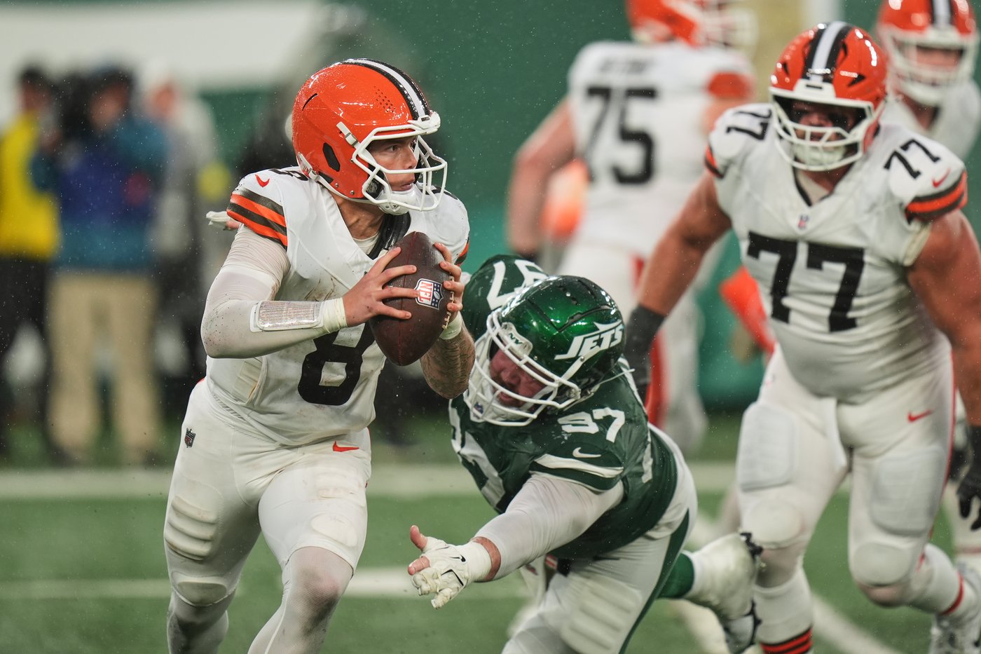 Kevin Stefanski hints at Deshaun Watson's return, adding further uncertainty to Browns' QB situation | iNFOnews.ca