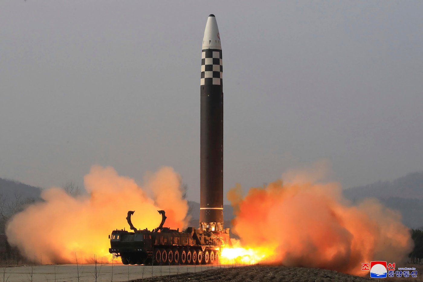 Trump-Kim meeting speculation flares ahead of US president's visit to South Korea | iNFOnews.ca