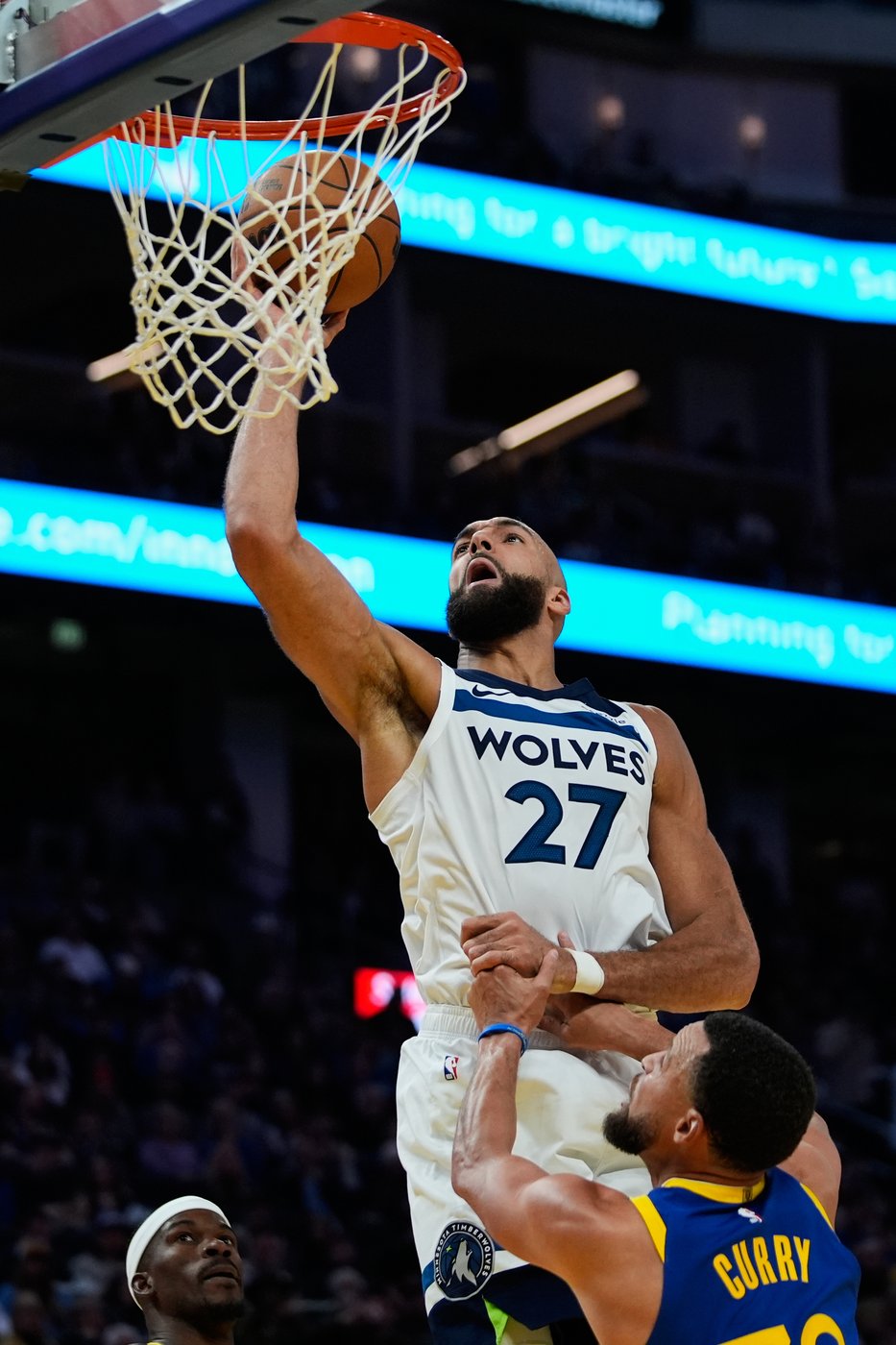 Curry scores 39 in return but Timberwolves top Warriors 127-120 without Edwards | iNFOnews.ca Curry scores 39 in return but Timberwolves top Warriors 127-120 without Edwards | iNFOnews.ca