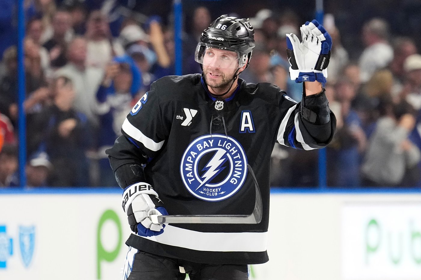 Kucherov gets 1,000th career point in Lightning's game against Ducks | iNFOnews.ca
