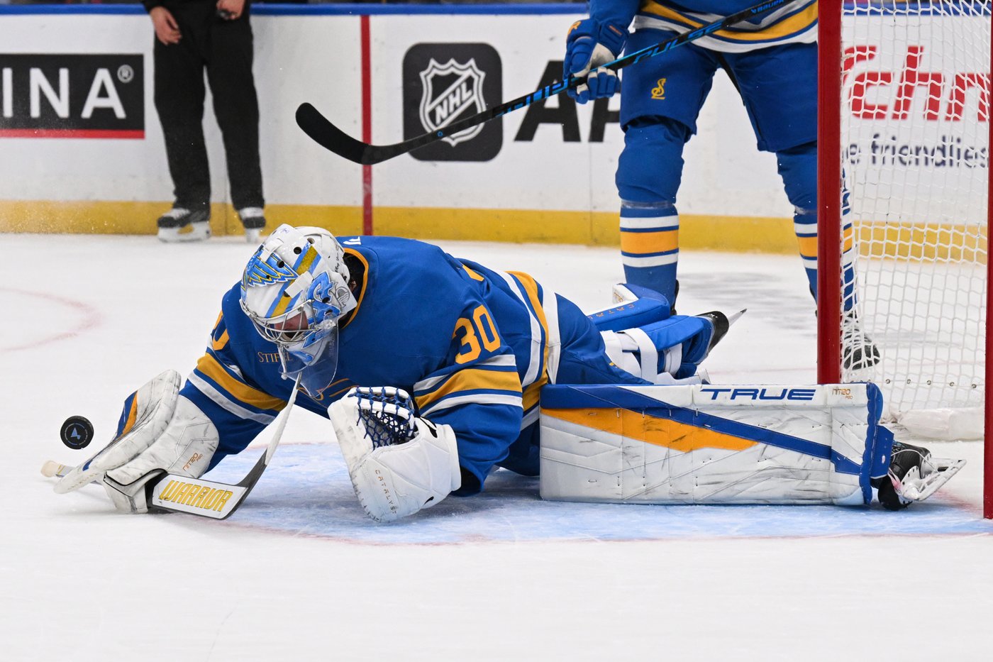Kyrou scores in shootout as Blues end Lightning's 11-game win streak | iNFOnews.ca
