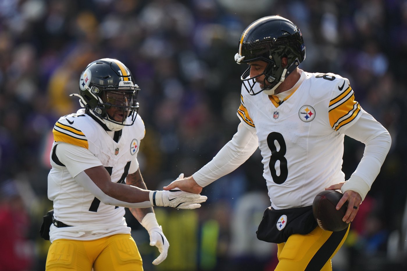 The Steelers and Dolphins have weathered adversity heading into Monday night showdown | iNFOnews.ca The Steelers and Dolphins have weathered adversity heading into Monday night showdown | iNFOnews.ca