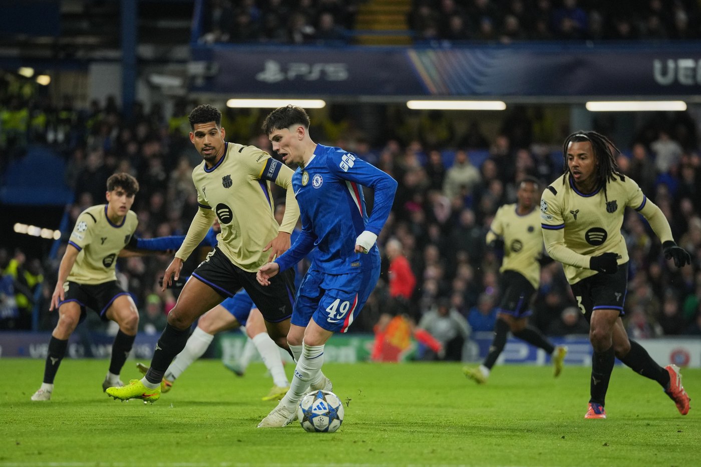 Flick says Barcelona defender Araujo missing another game for private reasons | iNFOnews.ca