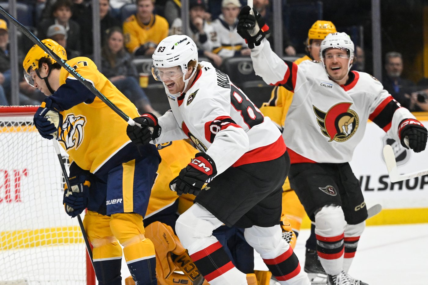Stamkos breaks late tie with 3rd goal of game, Predators rally to beat Senators 5-3 | iNFOnews.ca