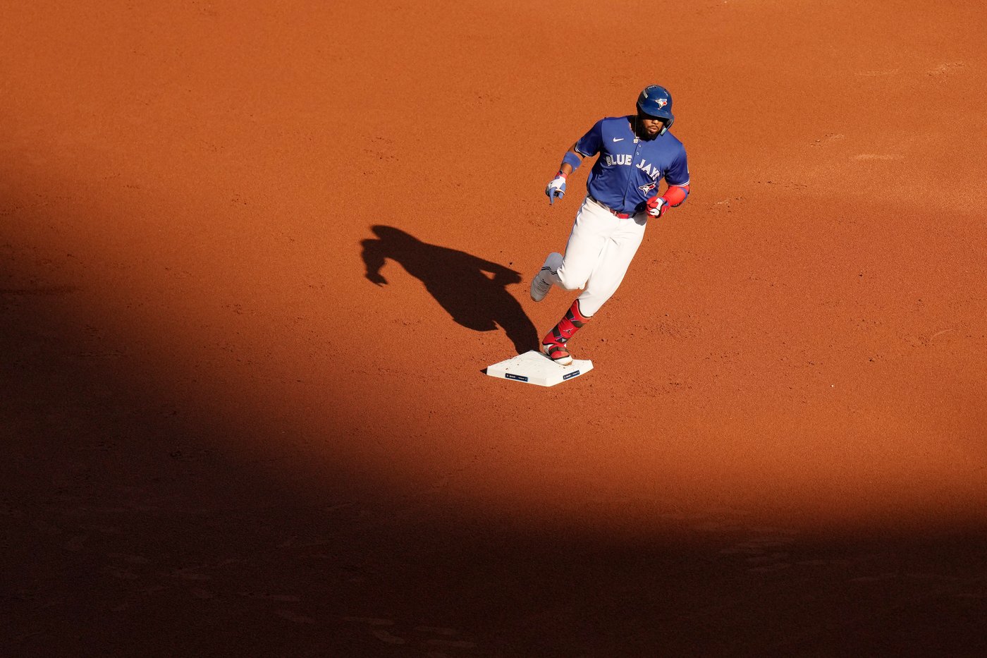 Photo Gallery: Blue Jays dump Yankees 10-1 in series opener | iNFOnews.ca
