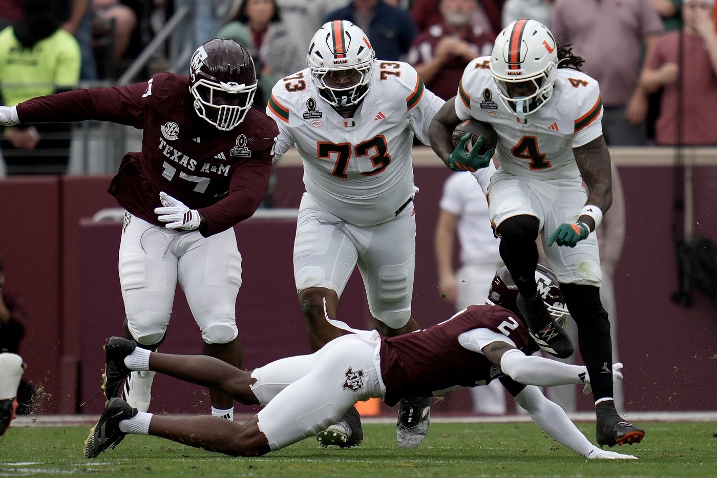 Miami freshman Malachi Toney redeems himself with winning touchdown in 10-3 victory over Texas A&M | iNFOnews.ca Miami freshman Malachi Toney redeems himself with winning touchdown in 10-3 victory over Texas A&M | iNFOnews.ca