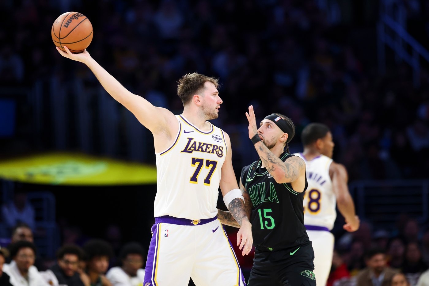 Luka Doncic, Lakers start fast, beat Pelicans 133-121 for 7th straight victory | iNFOnews.ca