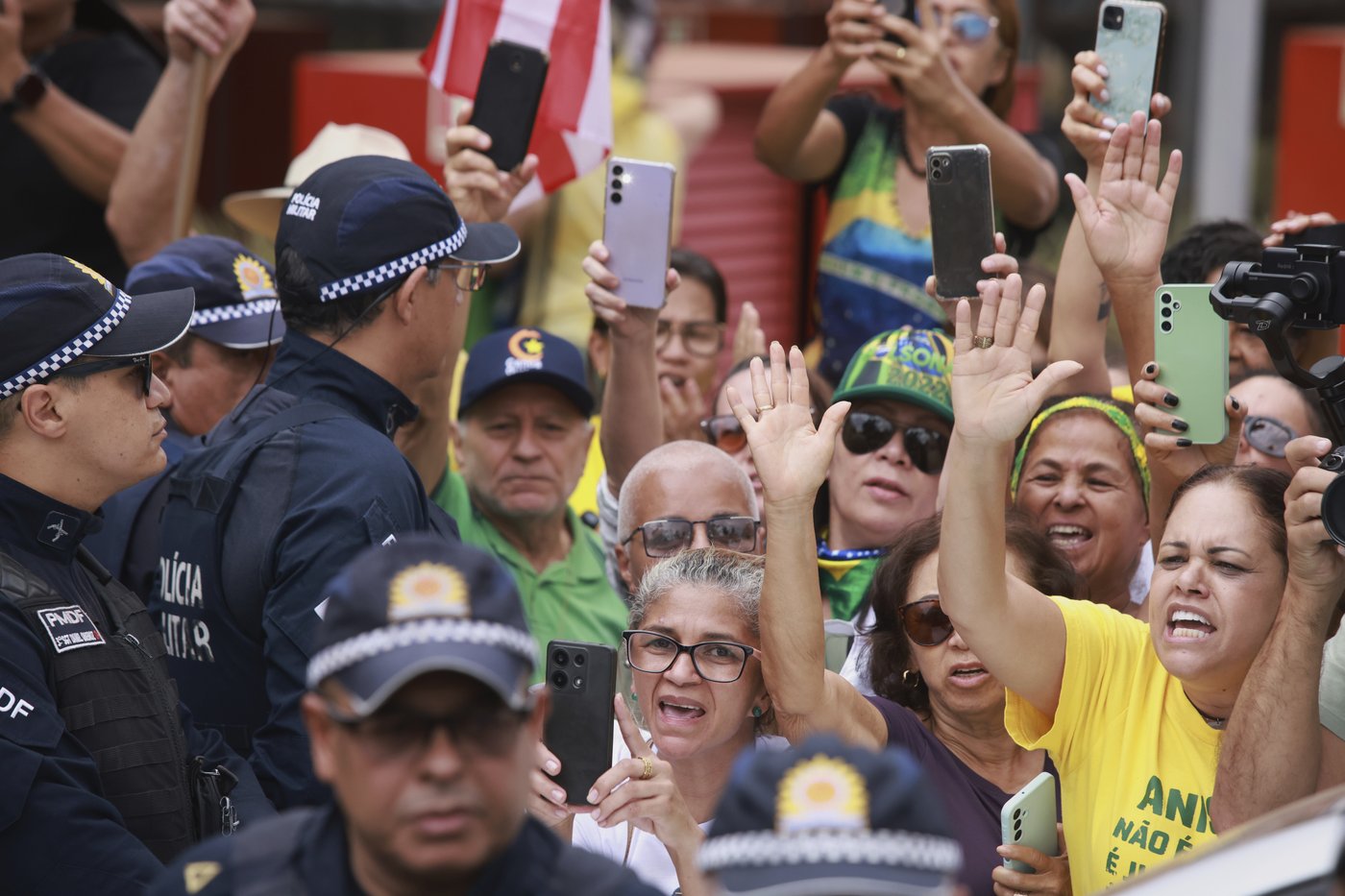 Brazil's Lula pushes back against tariff, tells Trump the country's democracy 'is not on the table' | iNFOnews.ca Brazil's Lula pushes back against tariff, tells Trump the country's democracy 'is not on the table' | iNFOnews.ca