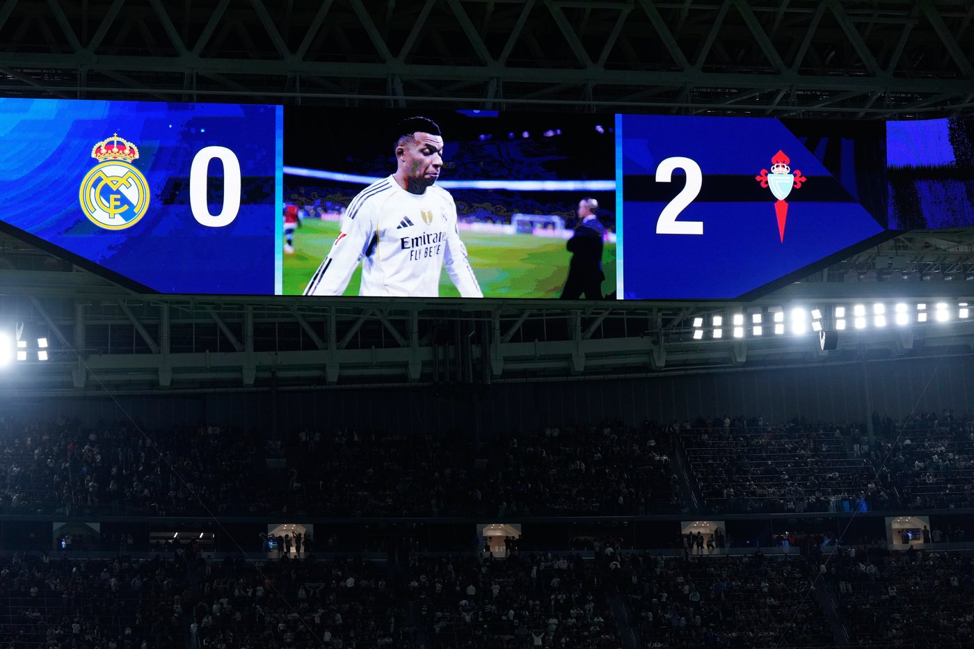 Nine-man Real Madrid loses at home for the 1st time this season | iNFOnews.ca Nine-man Real Madrid loses at home for the 1st time this season | iNFOnews.ca