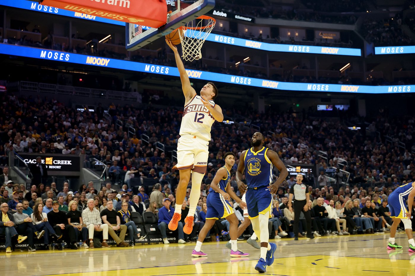 Stephen Curry scores 28 points, Moses Moody adds 24 as Warriors beat Suns 118-107 | iNFOnews.ca Stephen Curry scores 28 points, Moses Moody adds 24 as Warriors beat Suns 118-107 | iNFOnews.ca