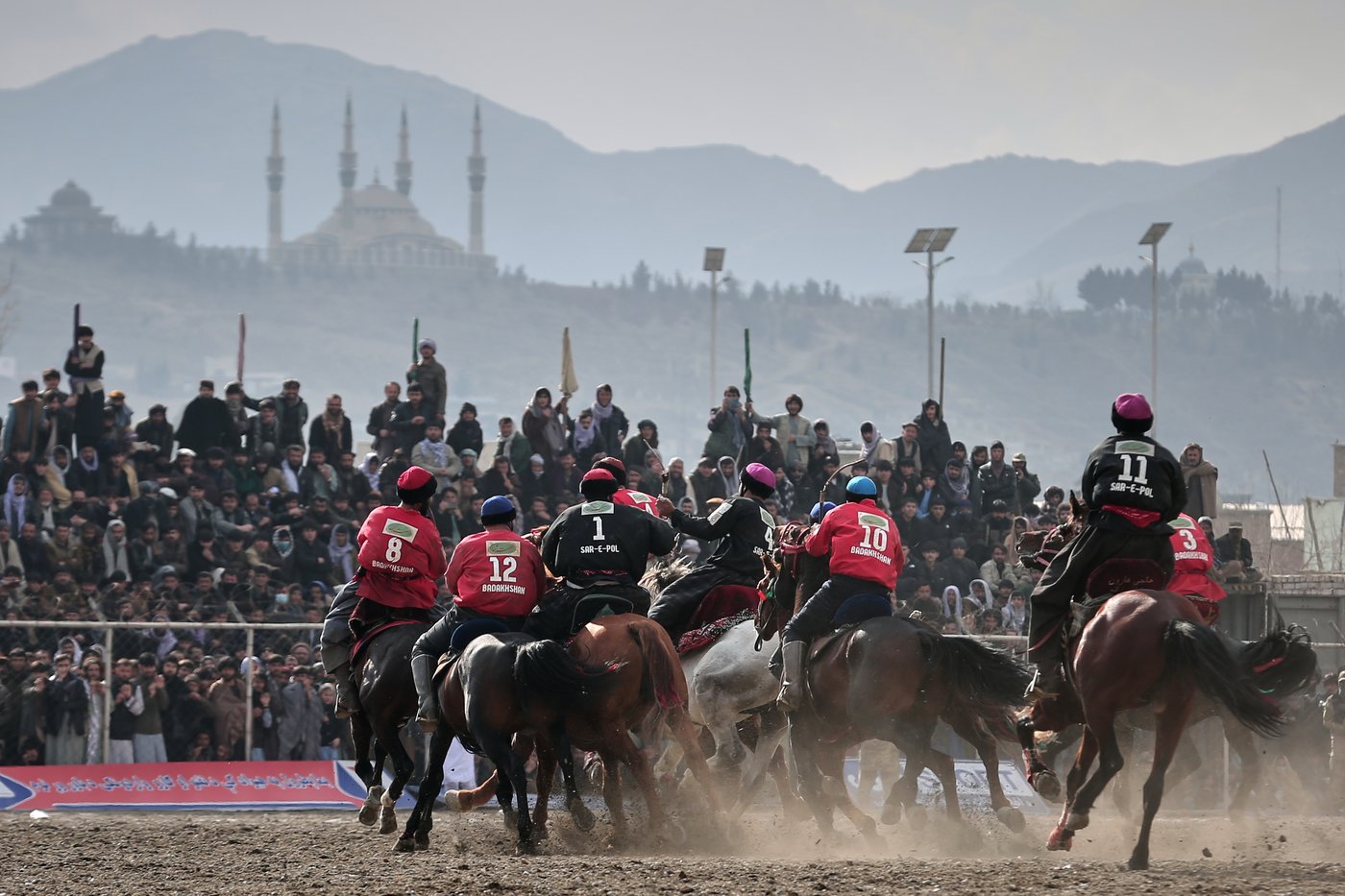 Photos capture Afghanistan’s traditional buzkashi tournament near Kabul | iNFOnews.ca