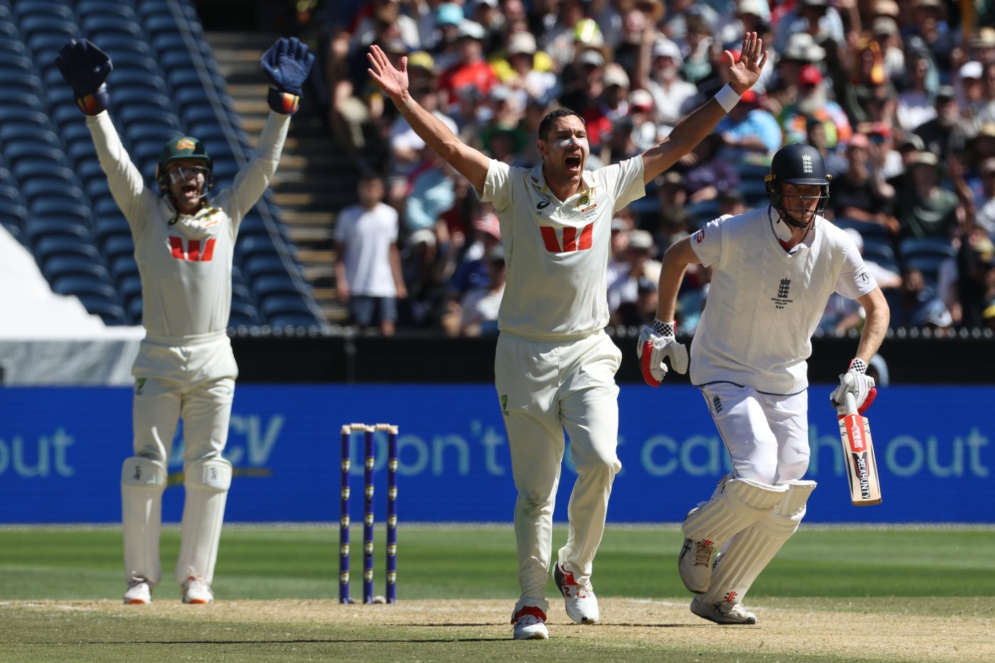 England ends 18-match winless streak in Australia with 4-wicket victory in the 4th Ashes test | iNFOnews.ca England ends 18-match winless streak in Australia with 4-wicket victory in the 4th Ashes test | iNFOnews.ca