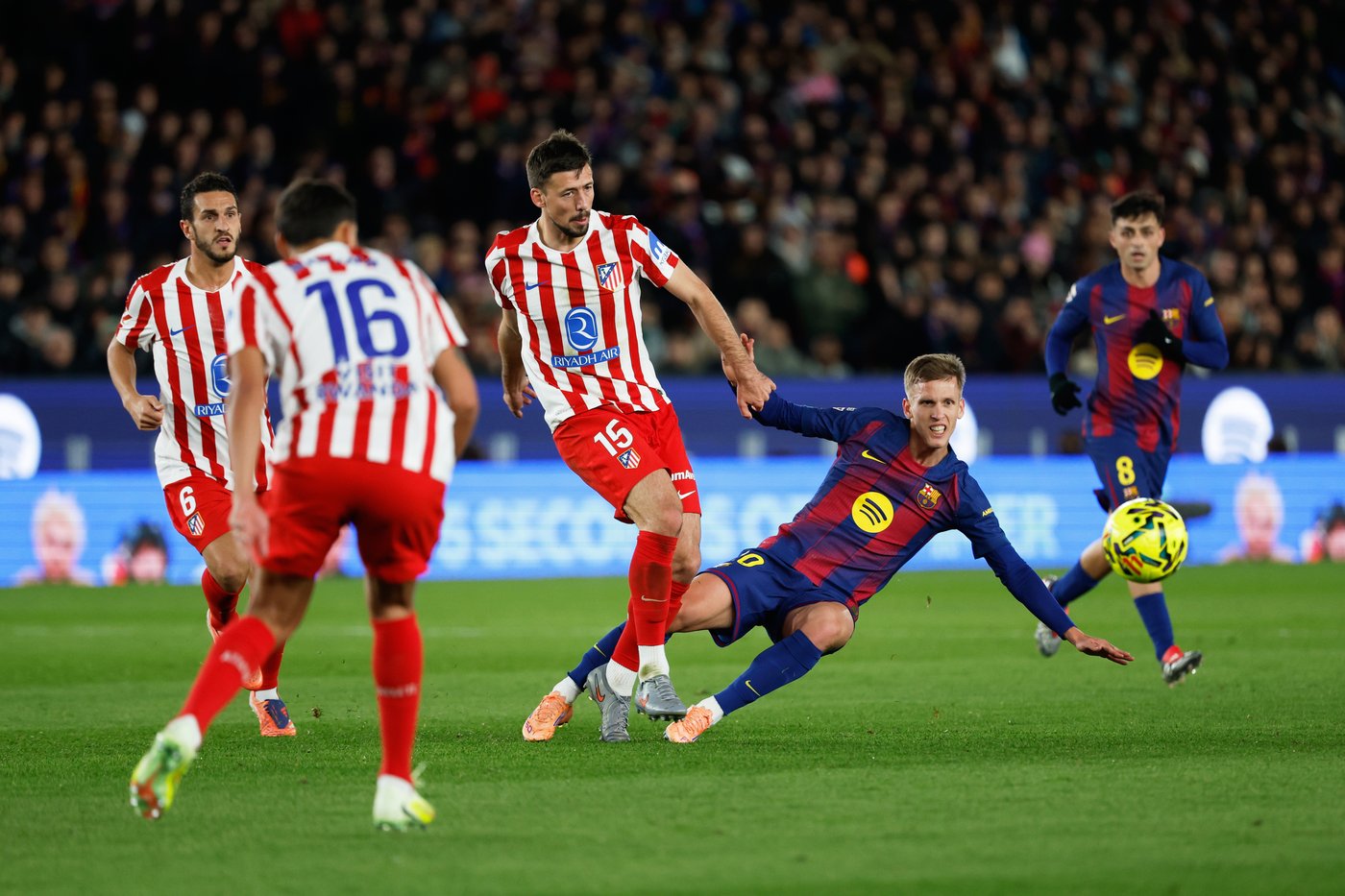 Dani Olmo scores and gets injured as Barcelona beats Atletico Madrid 3-1 | iNFOnews.ca
