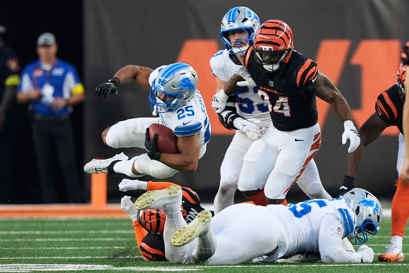 NFL sees a surge in returns with the new dynamic kickoff. Onside kicks remain a concern | iNFOnews.ca NFL sees a surge in returns with the new dynamic kickoff. Onside kicks remain a concern | iNFOnews.ca
