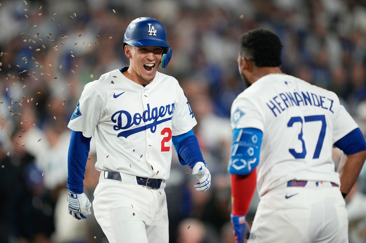 Kyle Schwarber hits two homers to lift Phillies over Dodgers 8-2 and avoid sweep in NLDS | iNFOnews.ca Kyle Schwarber hits two homers to lift Phillies over Dodgers 8-2 and avoid sweep in NLDS | iNFOnews.ca
