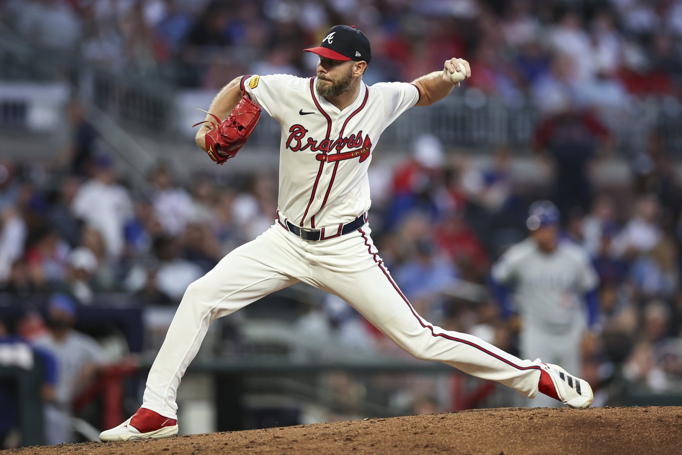 Cubs get to Sale, outlast Braves 3-2 to win series | iNFOnews.ca