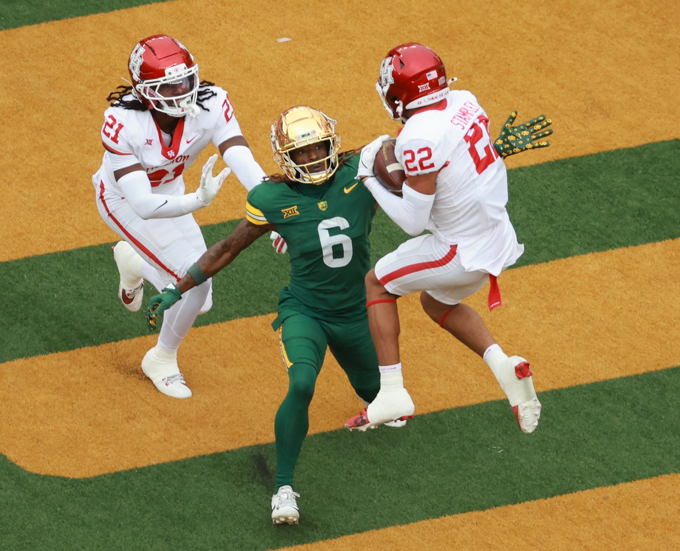 Conner Weigman accounts for 3 TDs as Houston wraps up 9-win regular season with 31-24 win at Baylor | iNFOnews.ca Conner Weigman accounts for 3 TDs as Houston wraps up 9-win regular season with 31-24 win at Baylor | iNFOnews.ca