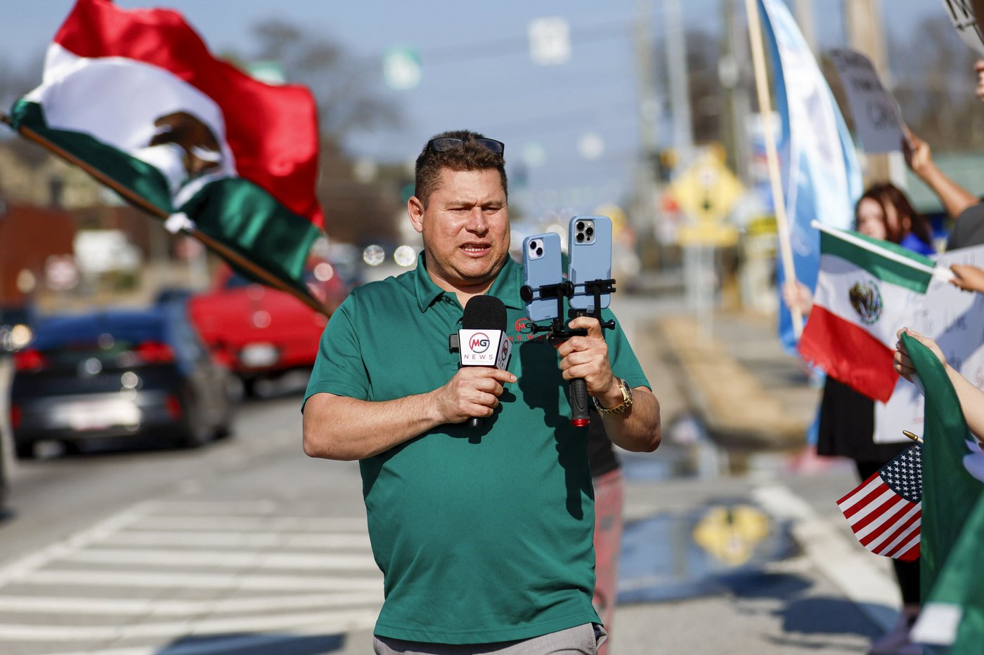 Spanish-language journalist arrested while covering protest near Atlanta deported to El Salvador | iNFOnews.ca