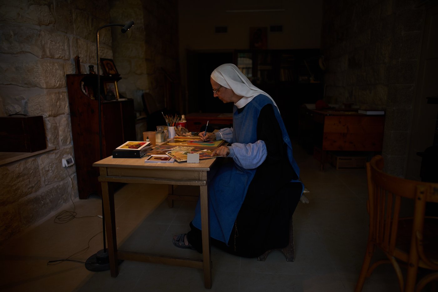 Photos show monks and nuns harvesting olives on the Holy Land’s Mount of Olives | iNFOnews.ca