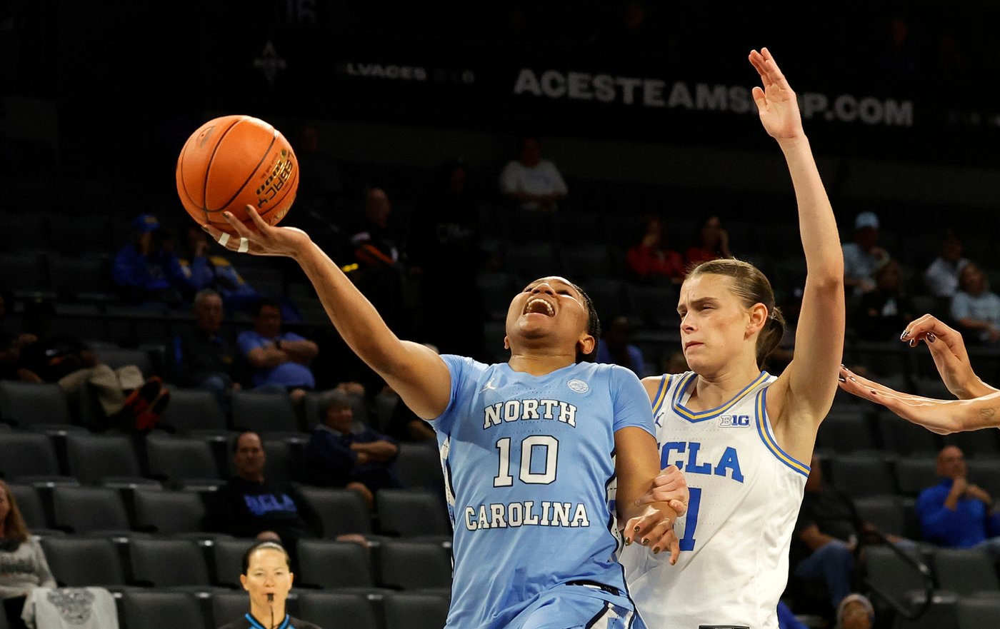 Betts' 20 points, 10 rebounds power No. 3 UCLA past No. 11 North Carolina | iNFOnews.ca