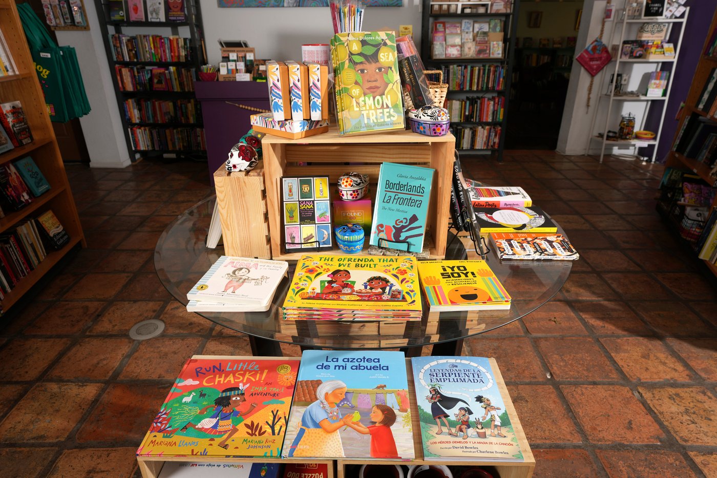 Hispanic authors and bookstores push for representation in publishing | iNFOnews.ca Hispanic authors and bookstores push for representation in publishing | iNFOnews.ca