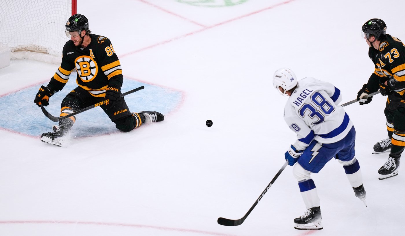 Pontus Holmberg scores one and Anthony Cirelli puts in two more as Lightning beat Bruins 4-3 | iNFOnews.ca Pontus Holmberg scores one and Anthony Cirelli puts in two more as Lightning beat Bruins 4-3 | iNFOnews.ca