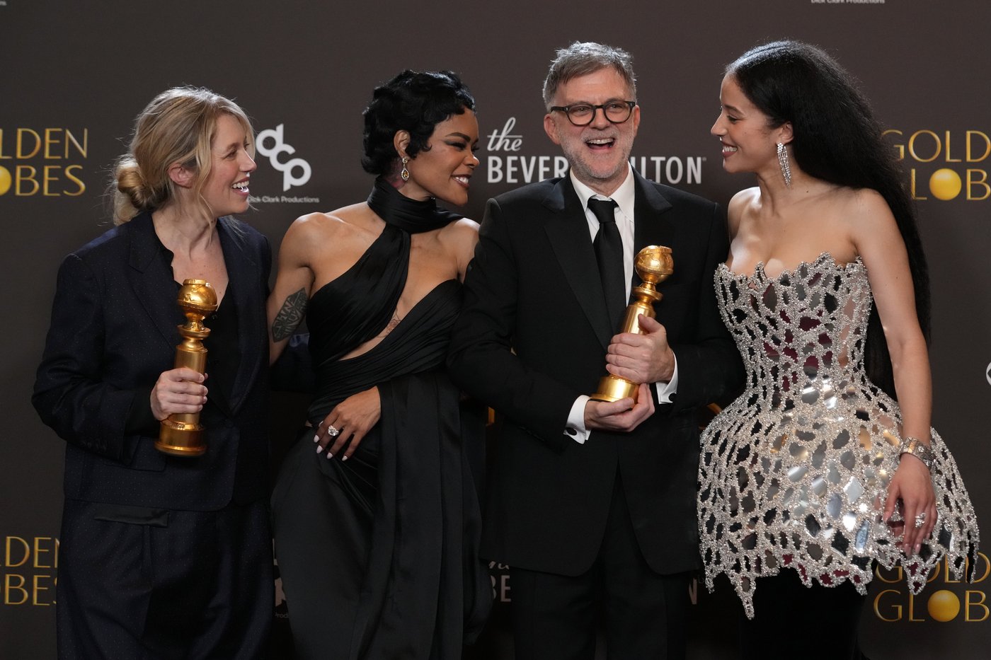 'Hamnet' and 'One Battle After Another' take top honors at Golden Globes | iNFOnews.ca
