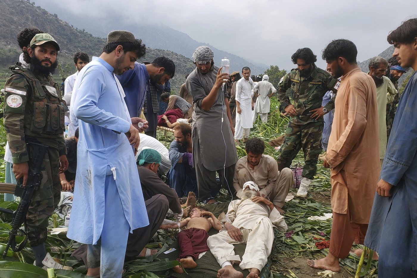 An earthquake in Afghanistan’s east wipes out homes, generations and livelihoods | iNFOnews.ca