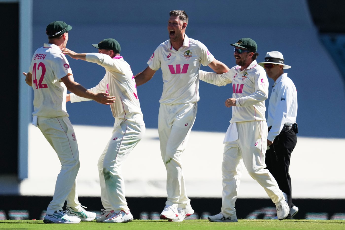 Jacob Bethell's first test century helps England push the fifth Ashes match to Day 5 | iNFOnews.ca