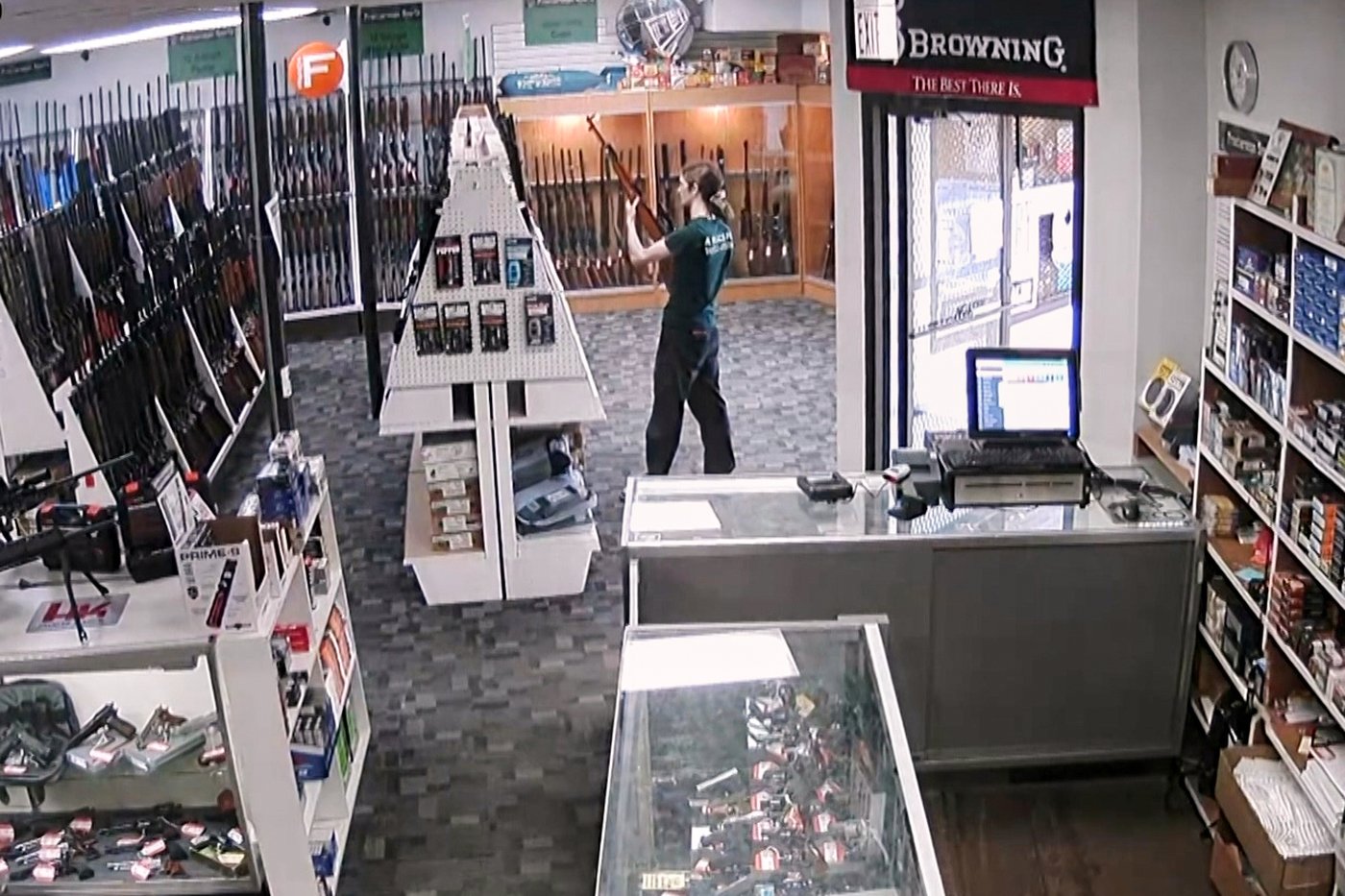Gun store owner says shooter who killed 2 schoolchildren showed no warning signs before attack | iNFOnews.ca Gun store owner says shooter who killed 2 schoolchildren showed no warning signs before attack | iNFOnews.ca