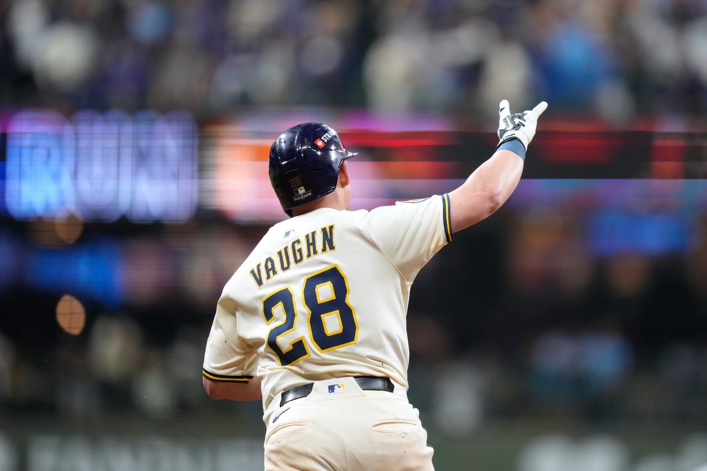 Midseason additions of Misiorowski and Vaughn have played big role in getting Brewers to NLCS | iNFOnews.ca