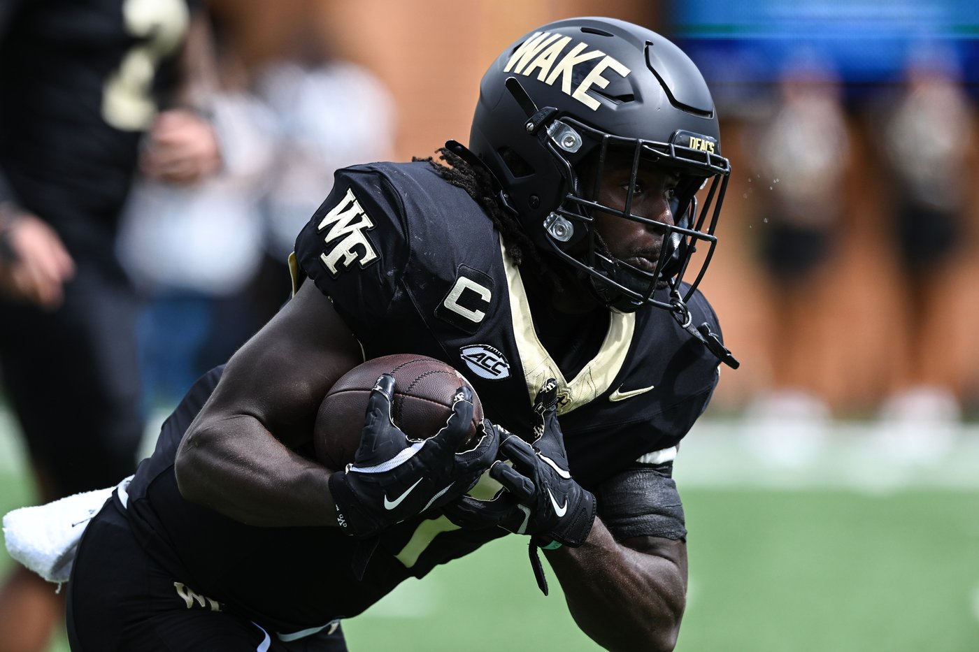 King's TD, stop on 2-point try help No. 16 Georgia Tech hold off Wake Forest 30-29 in OT | iNFOnews.ca
