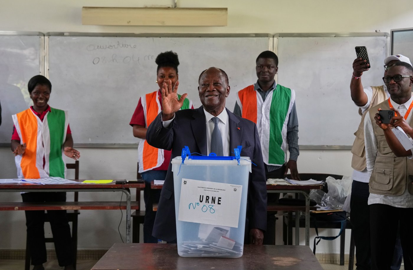 Ivory Coast votes as Ouattara seeks a fourth term with key rivals sidelined | iNFOnews.ca Ivory Coast votes as Ouattara seeks a fourth term with key rivals sidelined | iNFOnews.ca