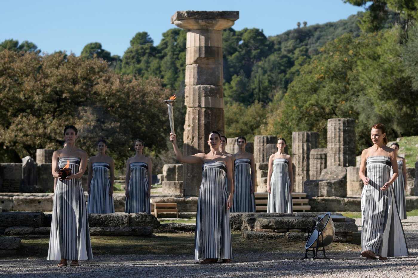 Olympic flame-lighting ceremony in photos | iNFOnews.ca